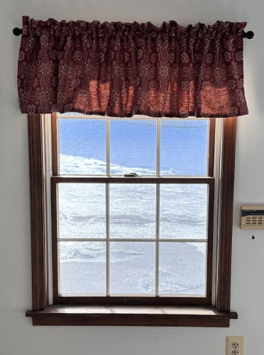 GETTYSBURG RED/LINEN VALANCE